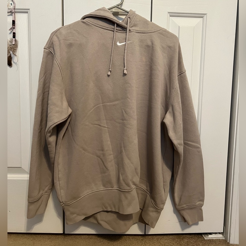 Nike sweatshirt